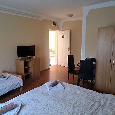 Guesthouse Kristina Palić Dış mekan fotoğraf