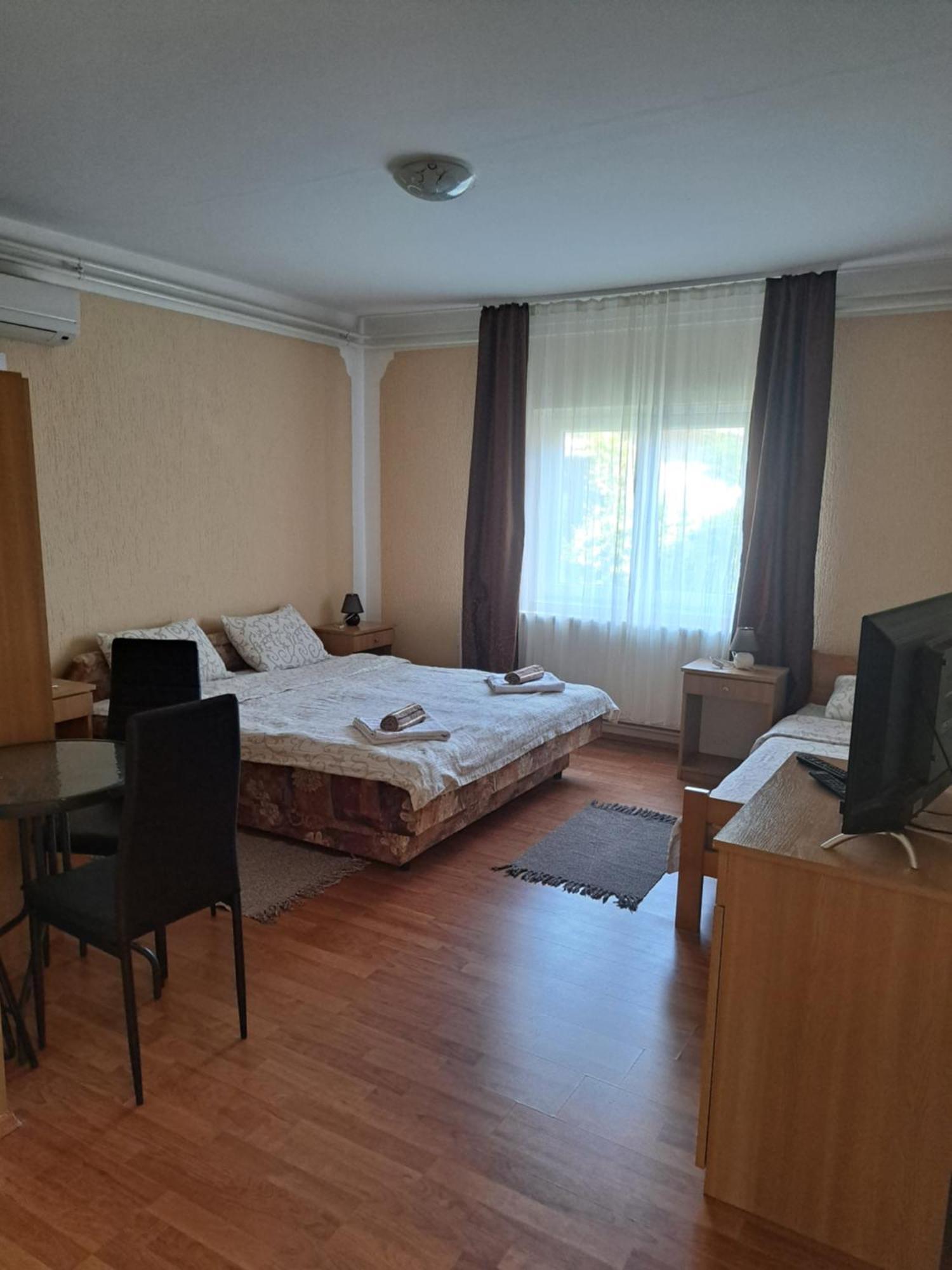 Guesthouse Kristina Palić Dış mekan fotoğraf
